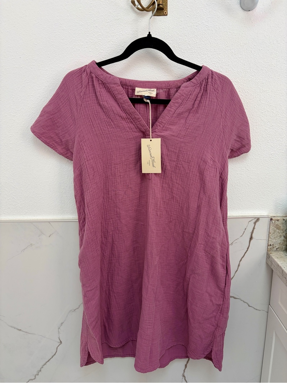 Universal Thread Short Sleeve V-Neck Tunic Dress in Dusty Rose